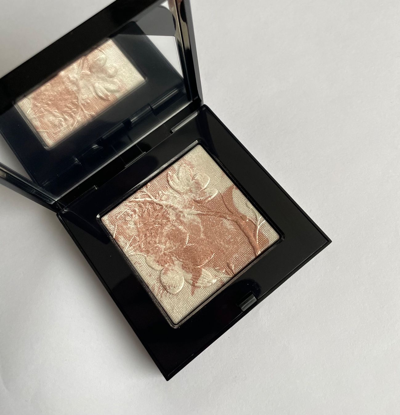 Make-up: BOBBI BROWN Highlighter Lidschatten NP. 79.- – Neu (gemäss Beschreibung) aus Rüfenacht BE von Milena_1 7