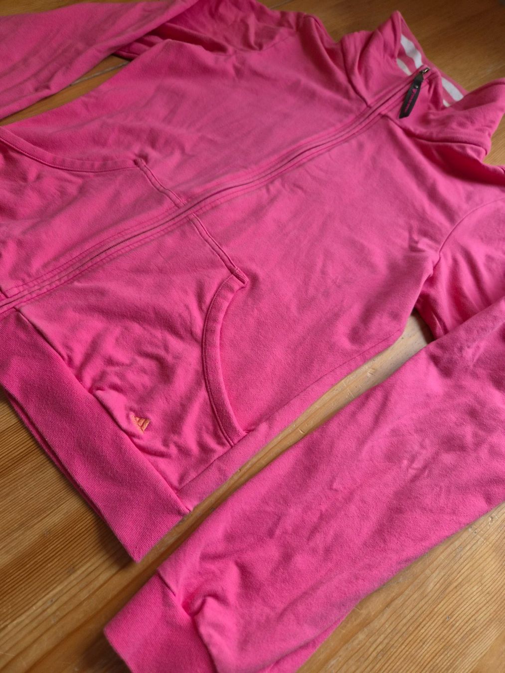 Adidas Pullover & Sweatshirts: Jacke adidas Grösse 42 rosa retro Pullover – Gebraucht aus Hägglingen von United-Village-Trade 2
