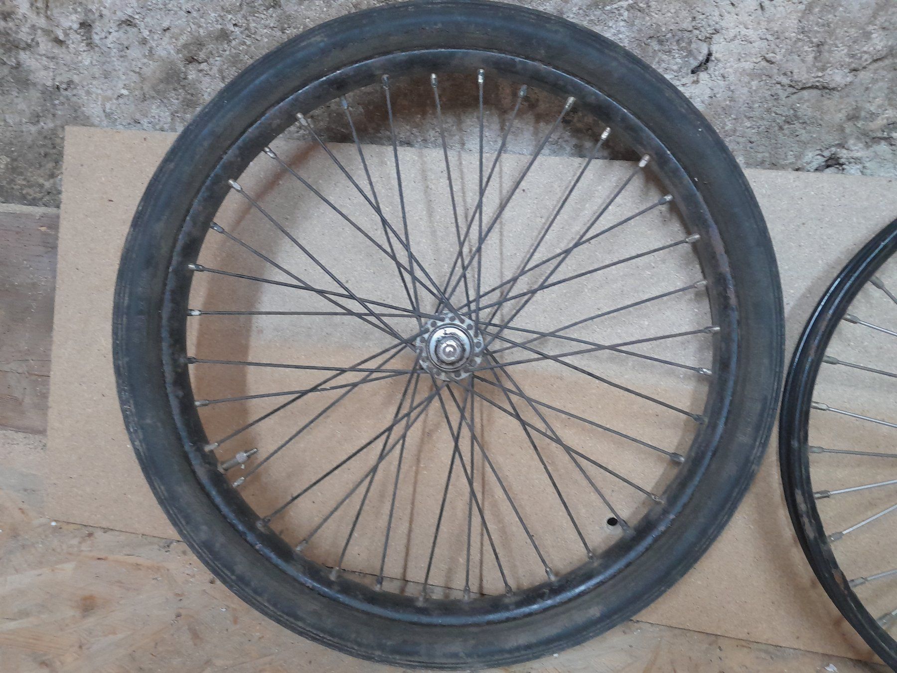 Pezzi di ricambio: 3 x Veloräder 20" zoll – Usato da Hinterforst venduto da duty76 1