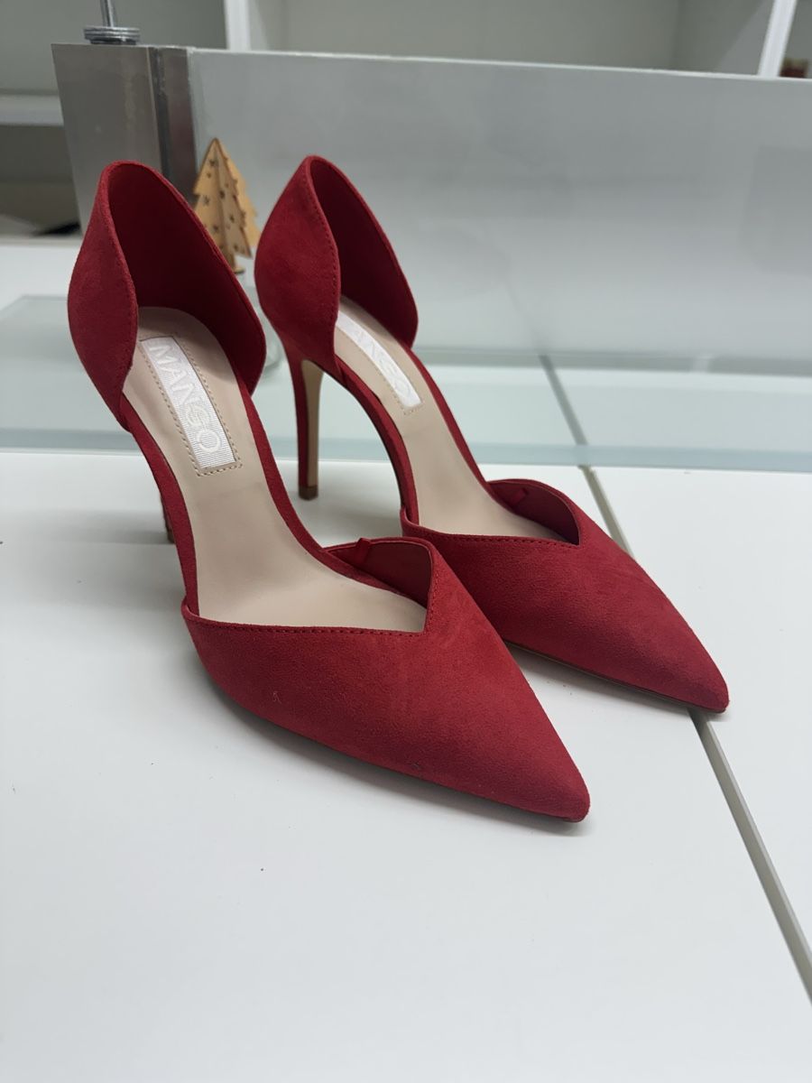 Mango Scarpe da donna: Mango, Rote Wildleder Pumps, Gr. 37, Top Zustand! – Nuovo e nell'imballaggio originale da Fisibach venduto da hadilicious
