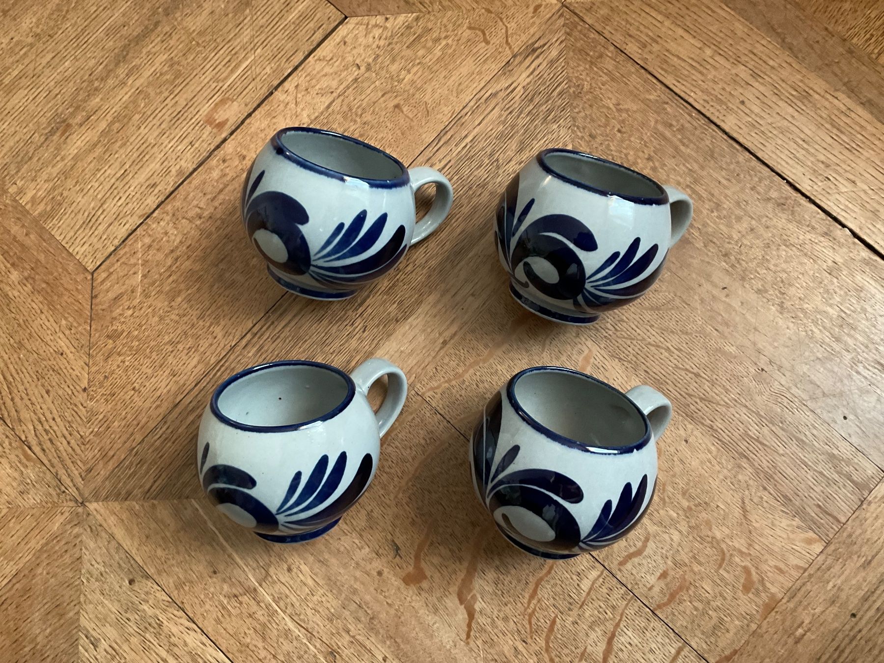 Tasses: 4x Tasse Steingut Cidre VERSAND 9.-. – D'occasion à Aarau par Ikebana03
