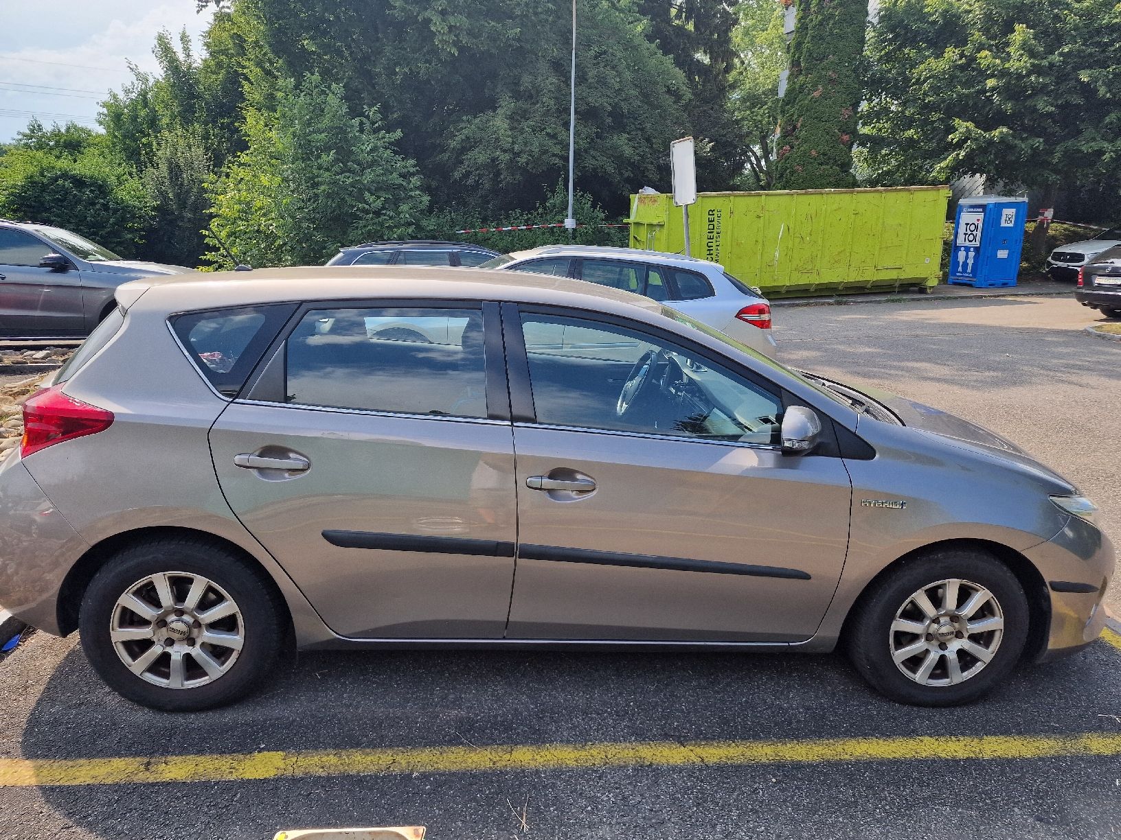 Toyota Automobili: Toyota Auris Hybrid 1.8 – Usato da Opfikon venduto da tarum01 2