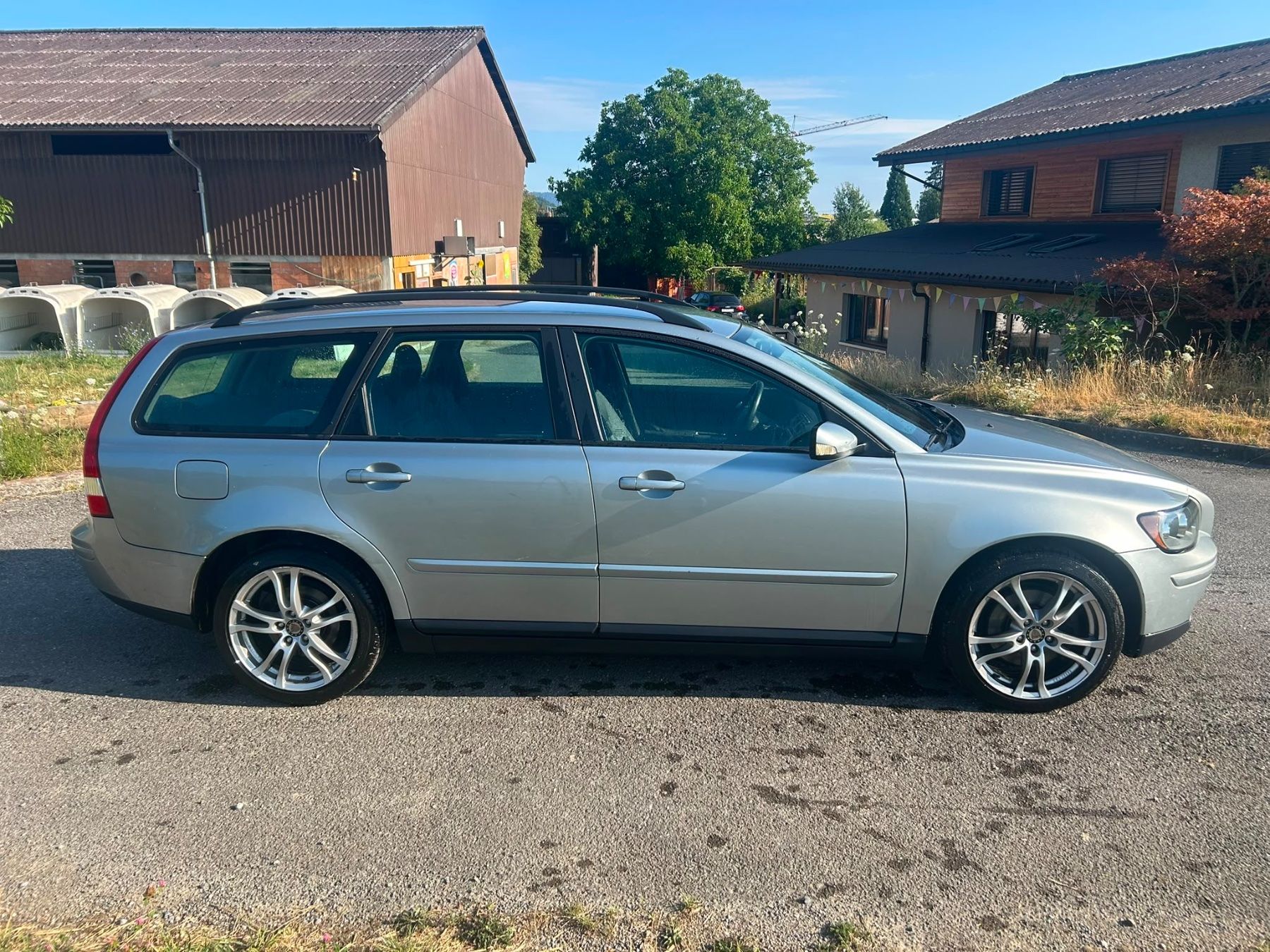 Volvo Autos: VOLVO V 50 2.0D Kombi – Gebraucht aus Seon von laro300 1