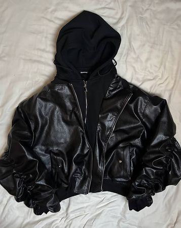 Lederjacke y2k