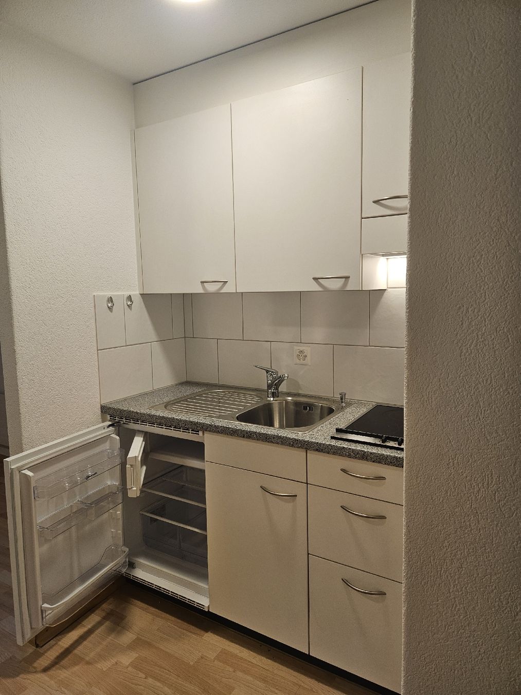 Cucine complete: Küche mit Geräten und Abfallsystem – Usato da Olten venduto da SCHATZTRUHE01