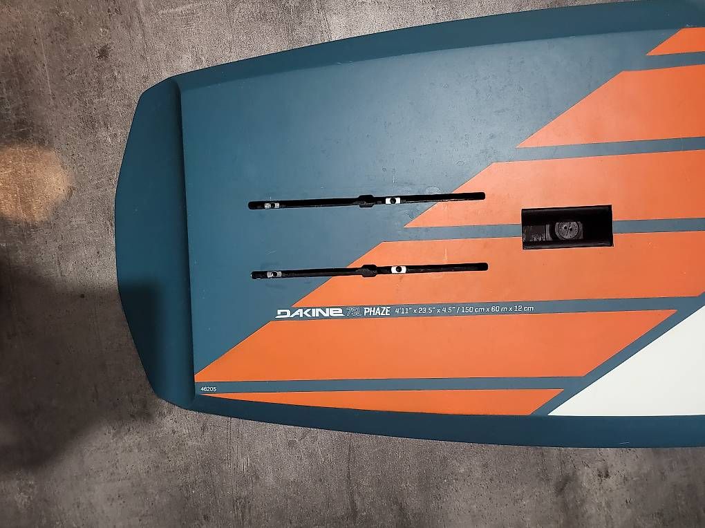 Tavole da surf e di nuoto: Dakine 75 L Phaze Wingfoilboard – Usato da Brig venduto da Raoul2 1