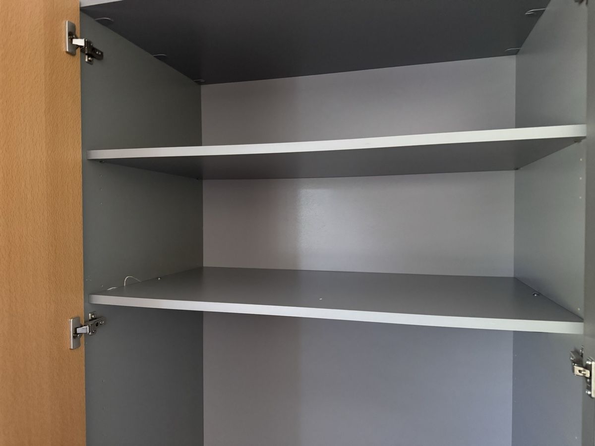 Armoires: Gebrauchter Kleiderschrank  – D'occasion à Rüti ZH par Beli84 4