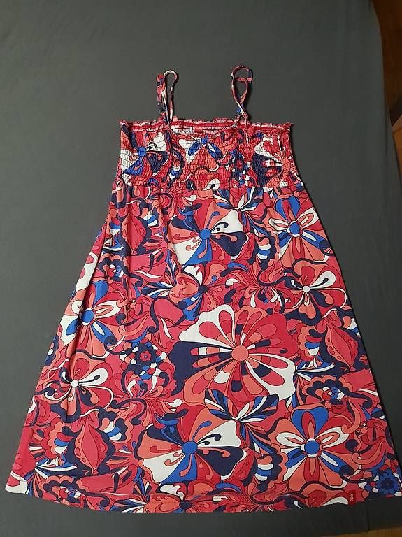 Esprit Vestiti: Kleid Esprit Gr. M/S – Usato da Embrach venduto da Lilly2021