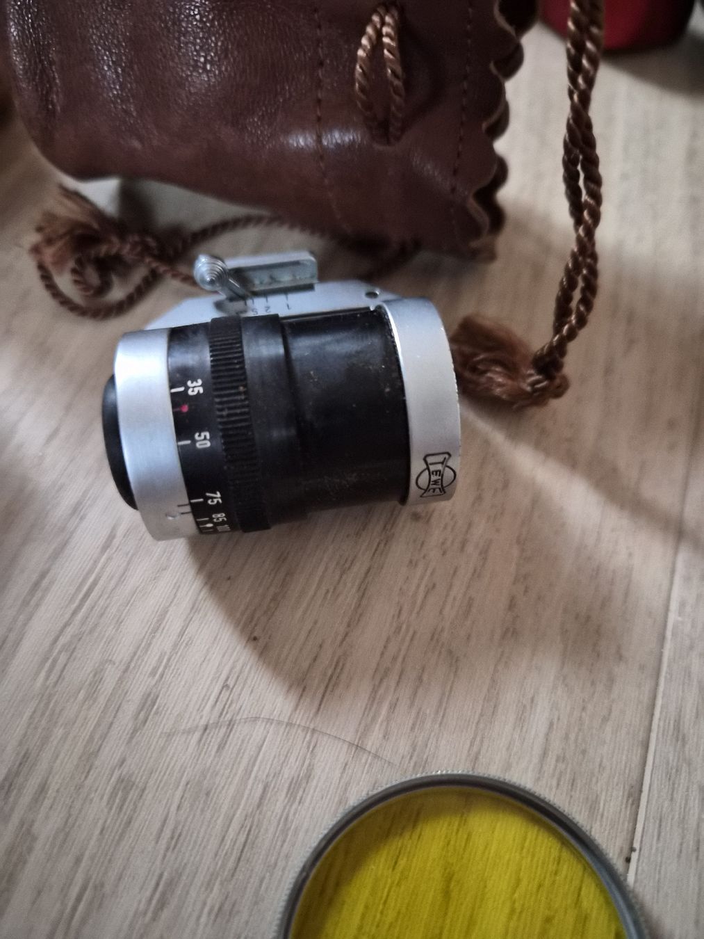 Objectifs: Objectifs Zeiss Tessar Sonnar et accessoires – D'occasion à La Joux FR par car_ck96 3