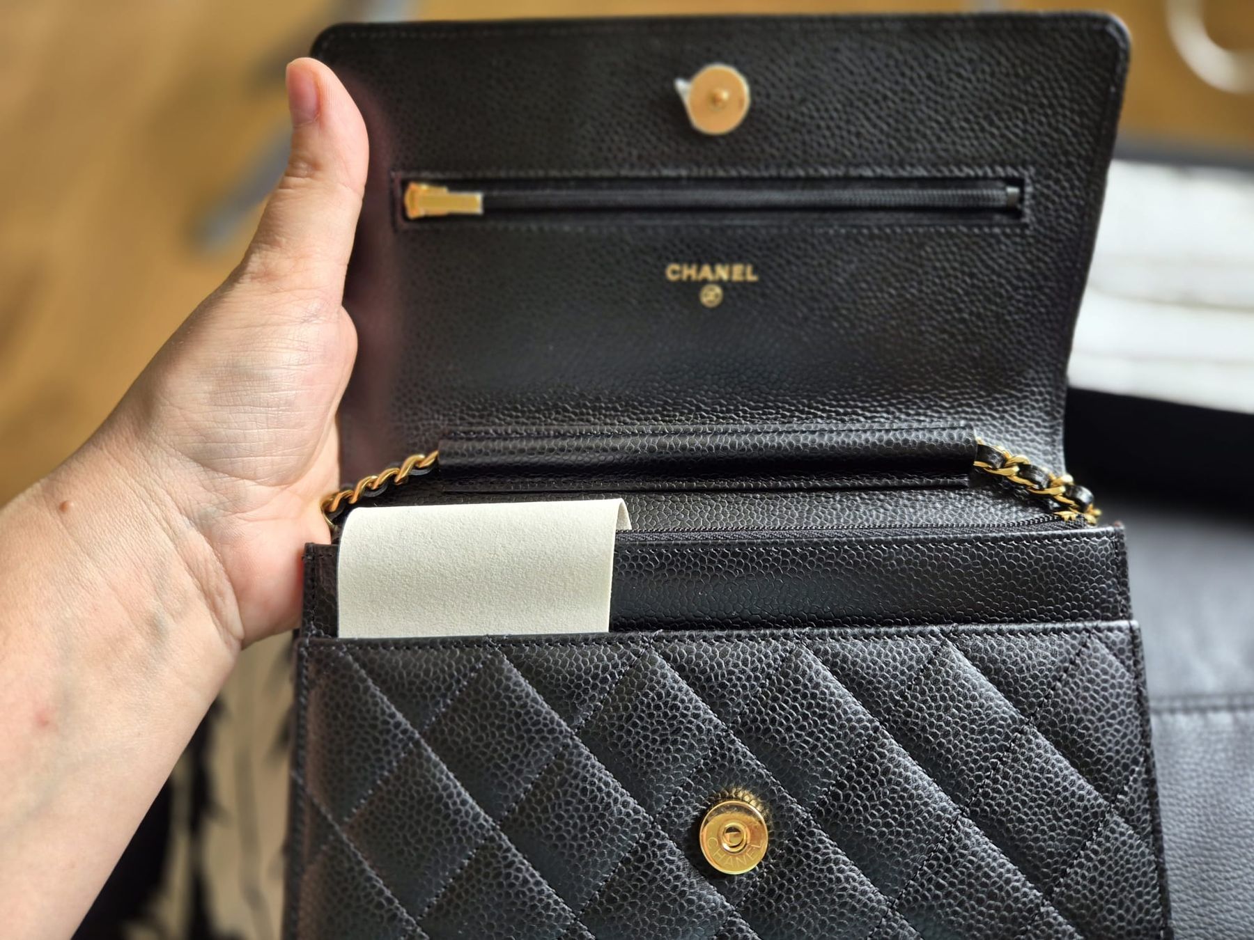 Chanel Borse da donna: Chanel Wallet on Chain ab CHF 1.- – Nuovo (secondo la descrizione) da Bottmingen venduto da Plemenito 1