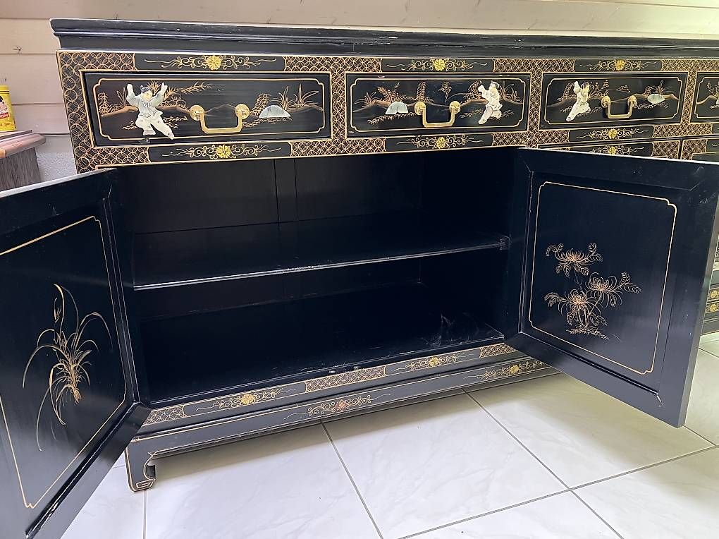 Cassettiere: Asiatisches Sideboard – Usato da Gontenschwil venduto da lot_qxr9 2
