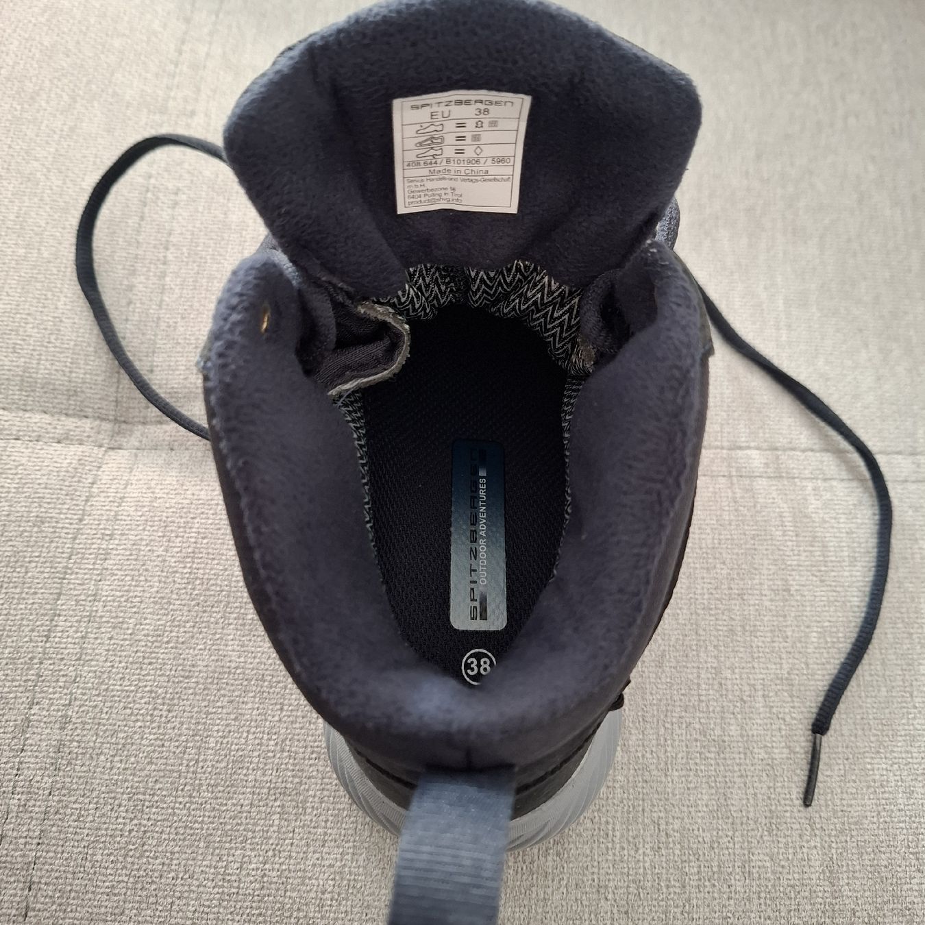 Scarpe da donna: Wanderschuhe Spitzbergen dunkelblau Grösse 38 – Usato da Hägglingen venduto da Pilipadin 6