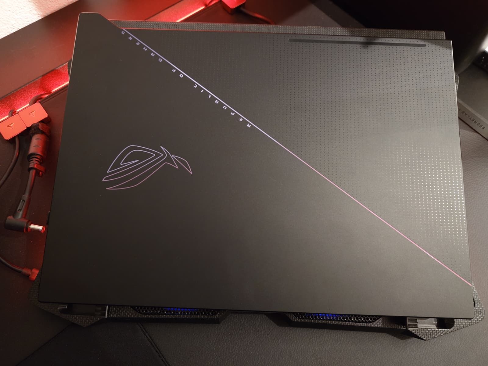 Asus Notebook: ASUS ROG Zephyrus G16 Duo RTX 4090 – Usato da Zürich venduto da sushihase 1
