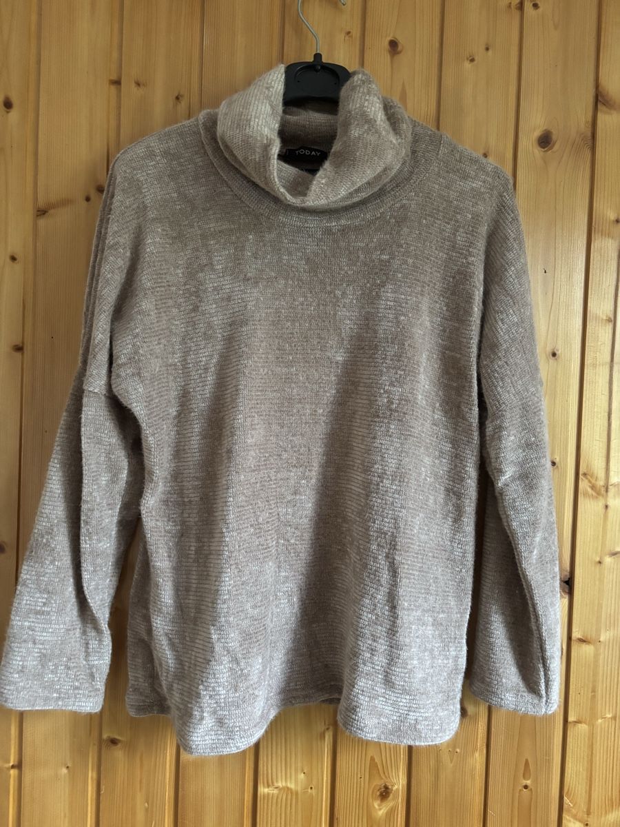 Lotti di vestiti: Lot de 3 pulls à col roulé hiver taille S – Usato da Les Brenets venduto da moe_ym8r 3