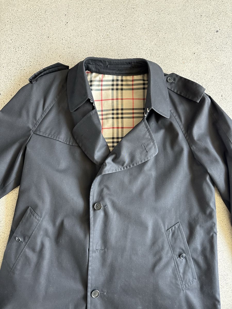 Burberry Cappotti: Herrenmantel Gr 56 mit Burberry Futter – Usato da Richterswil venduto da Solemare47Nicole 1