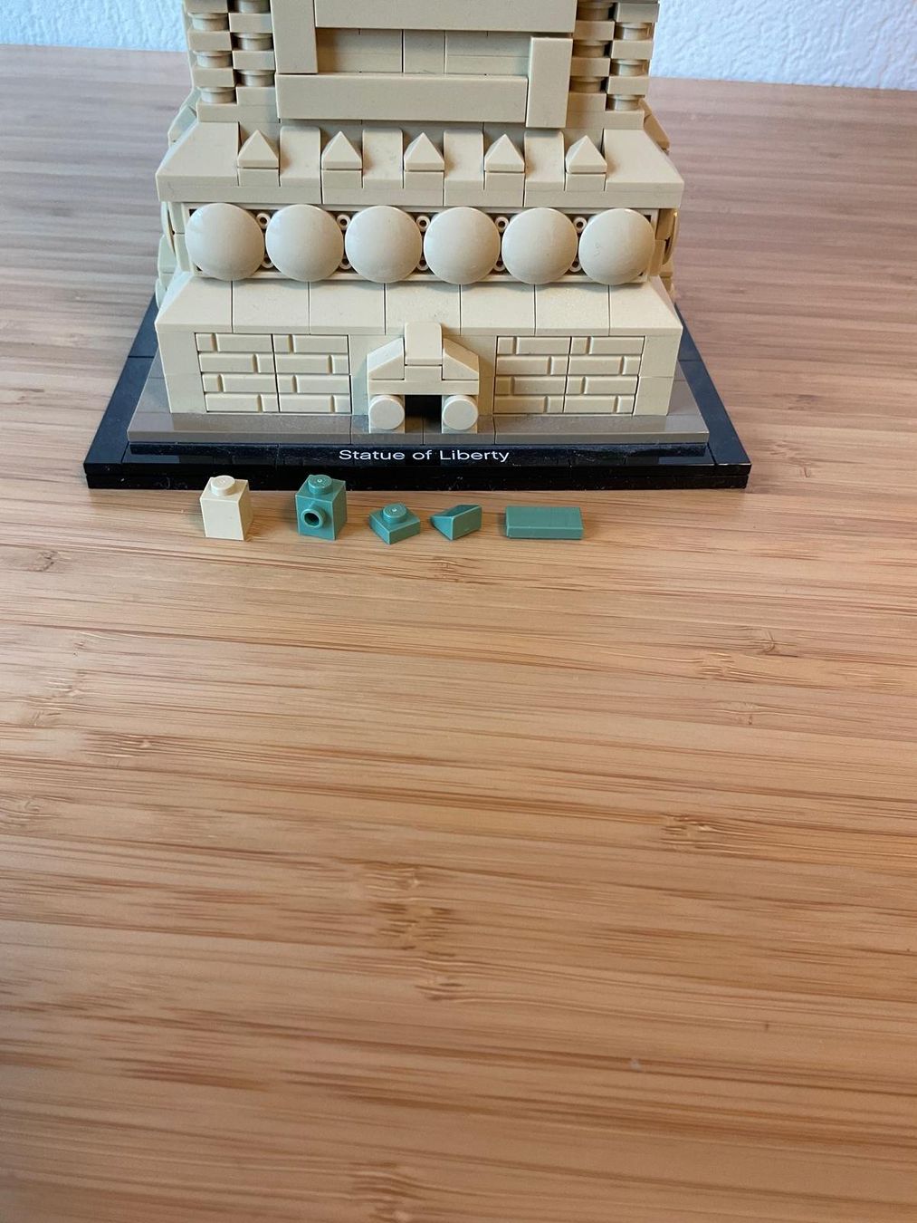 Lego Baukästen: LEGO Architecture Freiheitsstatue 21042 – Gebraucht aus Henggart von Sachs 3