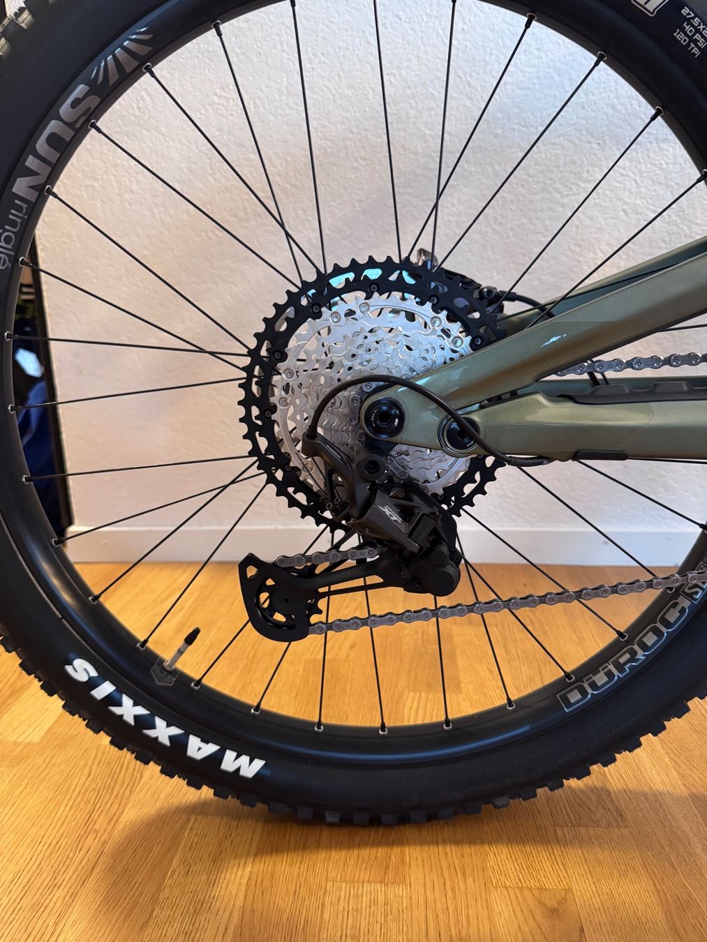 Canyon Biciclette: Canyon Torque ON CF 9 NEU – Nuovo (secondo la descrizione) da Aarburg venduto da Adi_Still 3