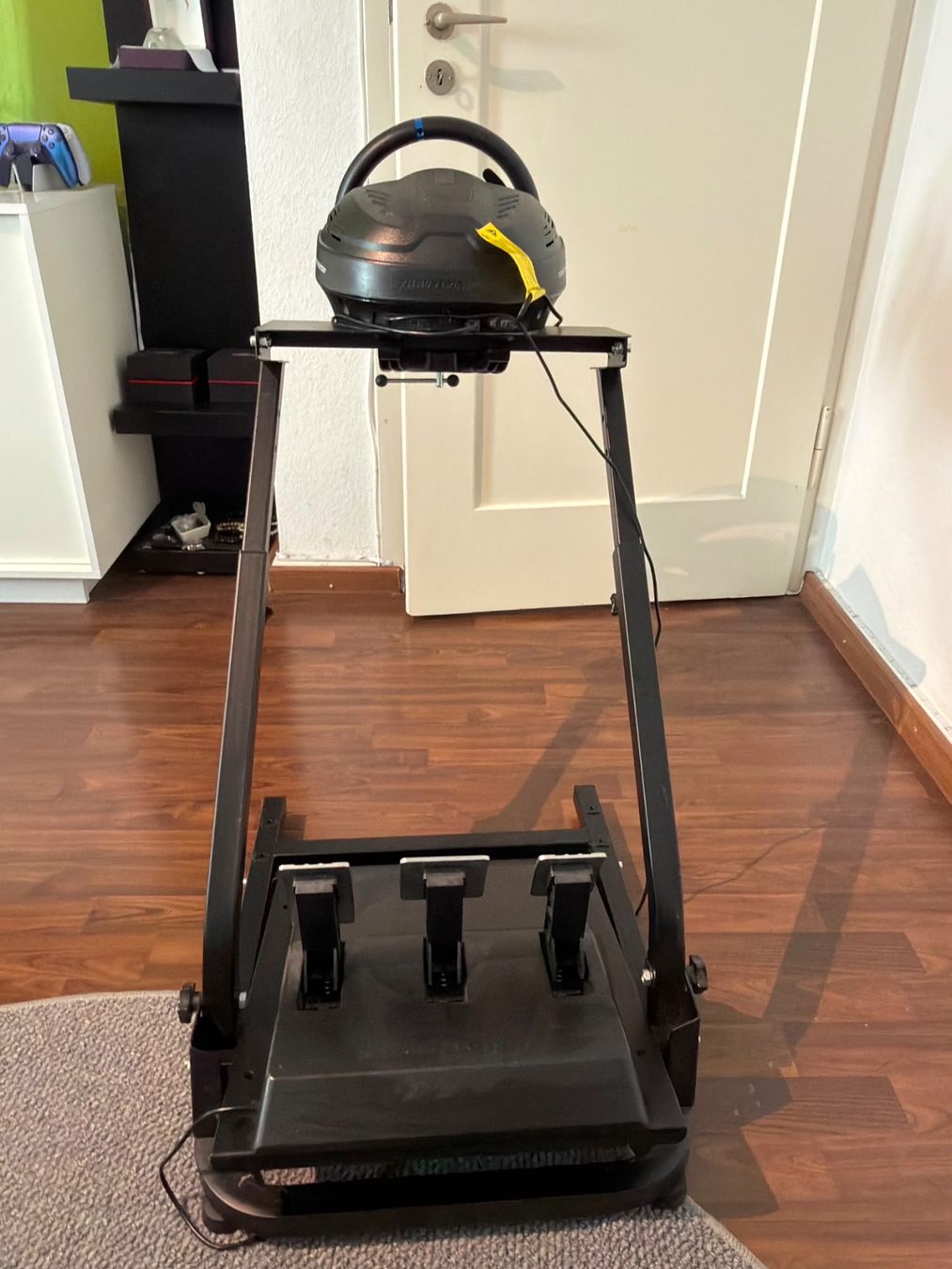 Thrustmaster Controller: Thrustmaster T300 RS GT + Pedale & VEVOR Wheel Stand – Gebraucht aus Muttenz von Juscon 2