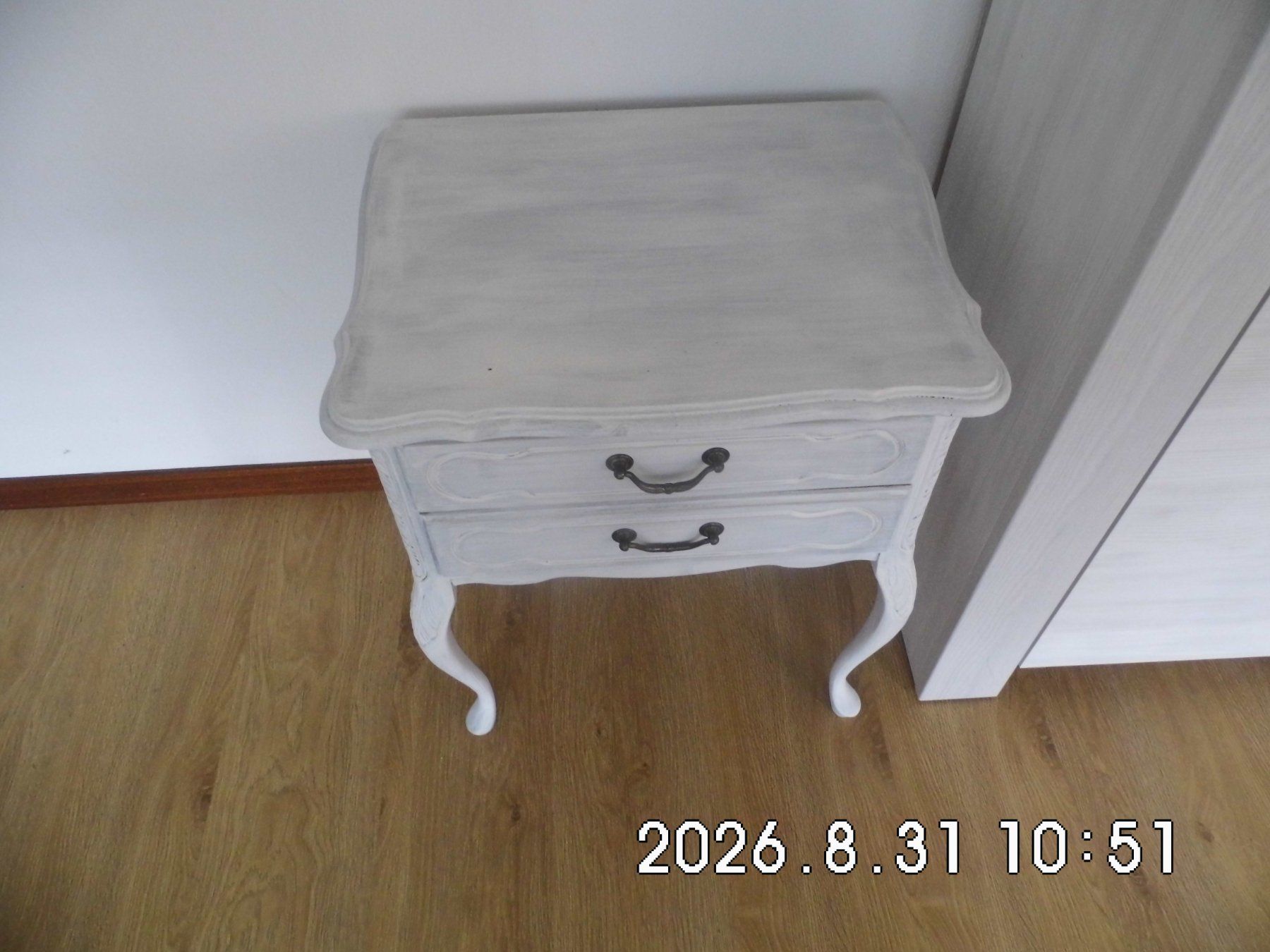 Cassettiere: Sideboard mit 2 Beistellmöbel im Landhausstil hell – Usato da Thun venduto da seehecht49 1