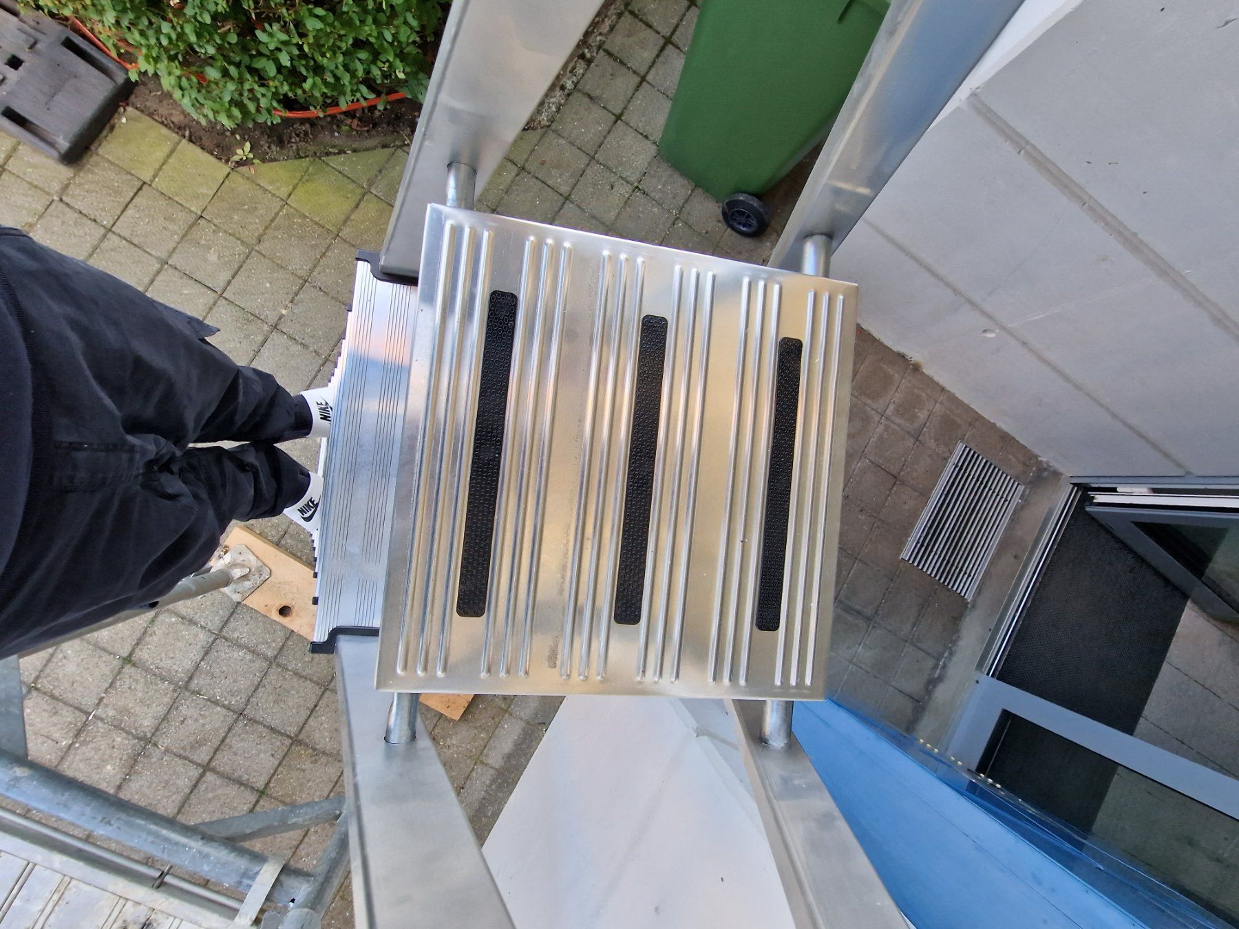 Leitern: Leiter – Gebraucht aus Römerswil von  3