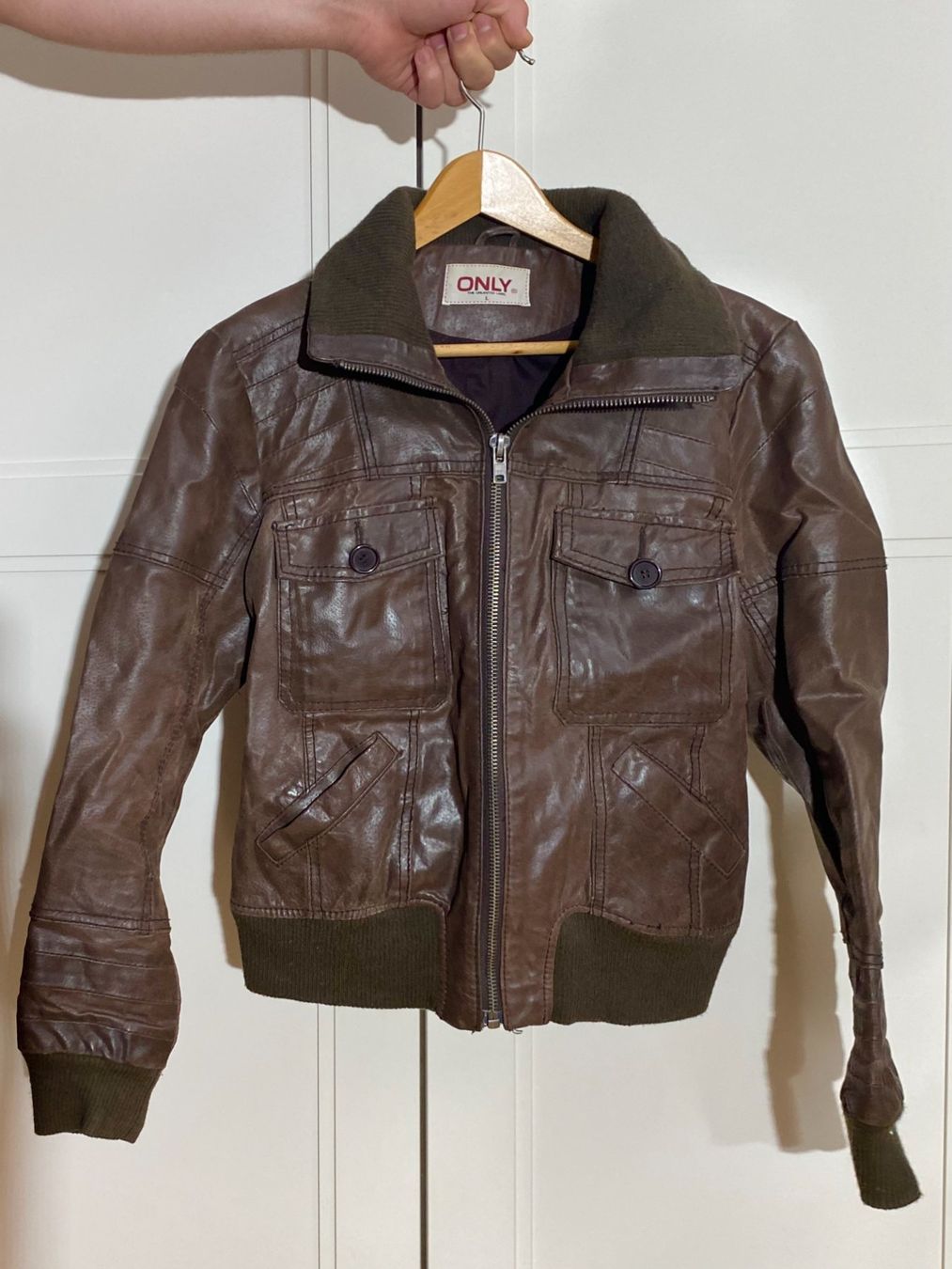 Only Giacche: Braune Lederjacke, Gr. L/38, – Usato da Roches BE venduto da Lil_266