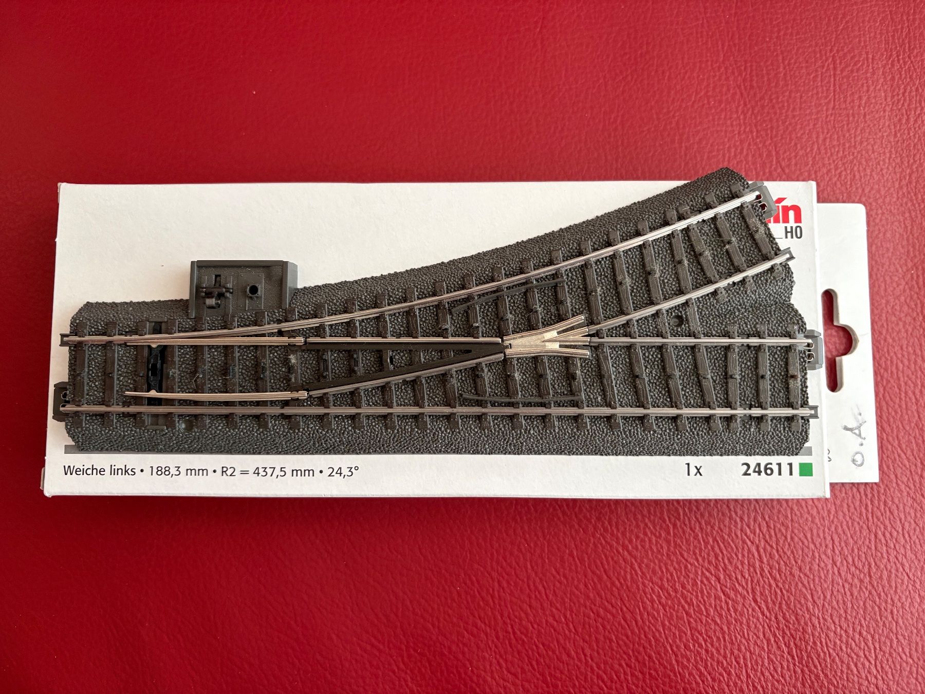 Märklin Modelleisenbahnen: MÄRKLIN 24611 Weiche links – Gebraucht aus Zuzwil SG von Zibu-3