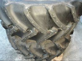 Vorderräder komplett mit Spikes (95%)