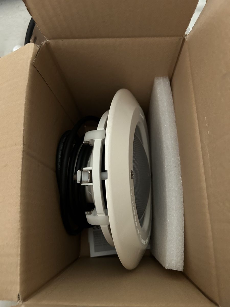 Schwimmbad: Projecteurs piscine – Neu und originalverpackt aus Neuchâtel von zib_lzs8 2