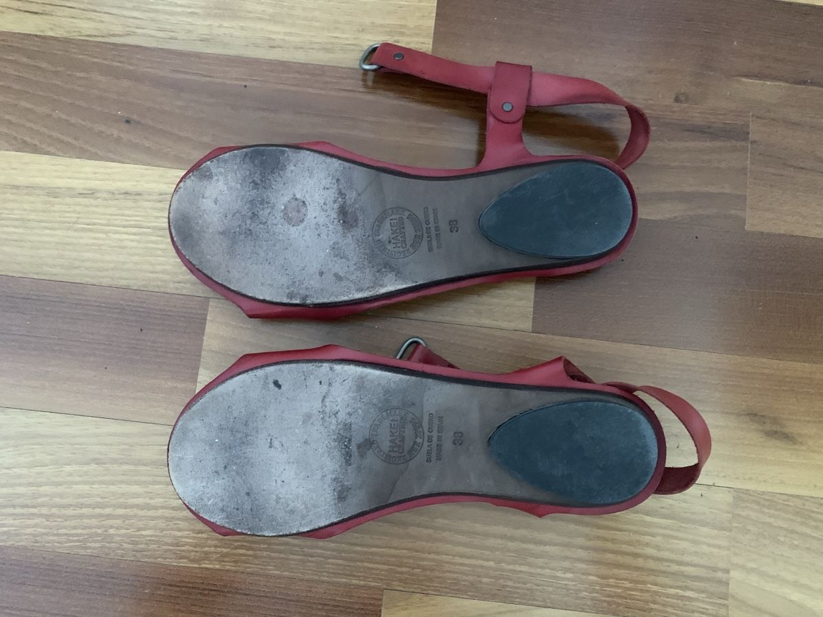 Scarpe da donna: Red Leather Sandals, Size 38, summer, barely worn! – Usato da Lausanne venduto da milasha 3