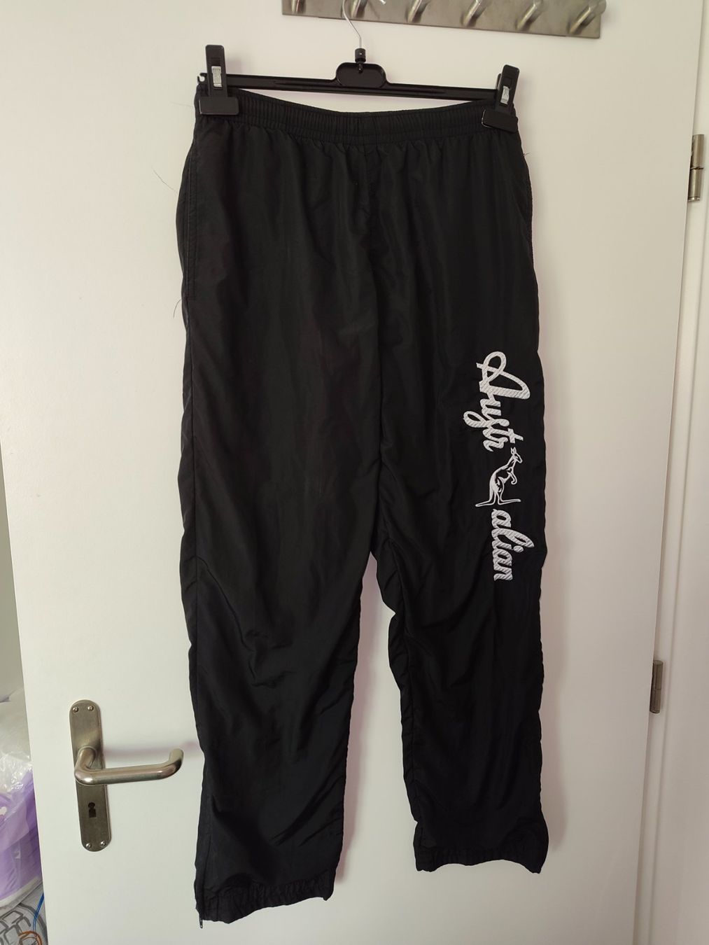 Pantaloni: Pantalon Australian Noir – Usato da Plan-les-Ouates venduto da DALBAC 1