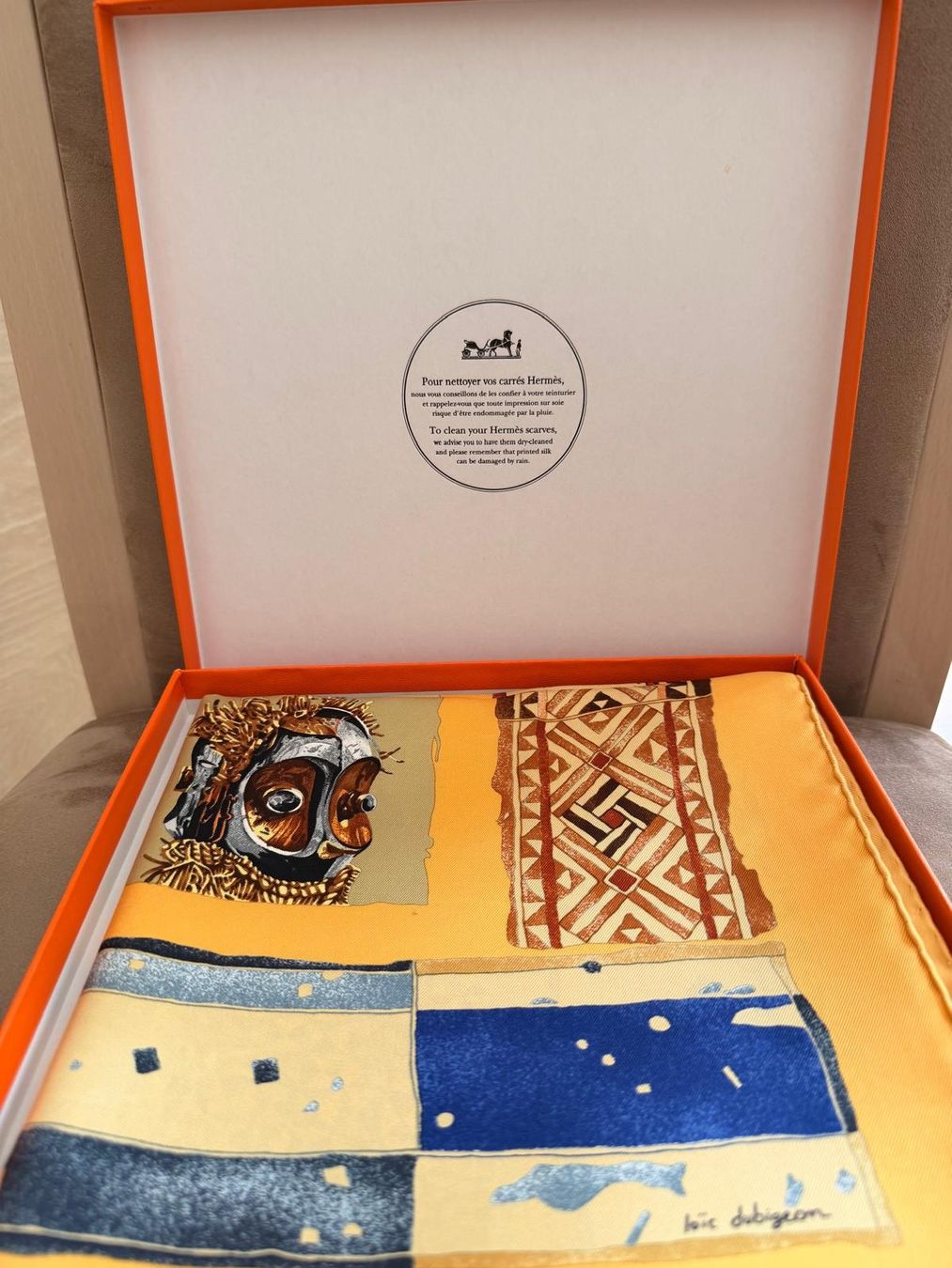 Hermès Foulard & Sciarpe: Foulard Hermes - Loic Dubigeon - neuf – Nuovo e nell'imballaggio originale da Genève venduto da brigantium 1