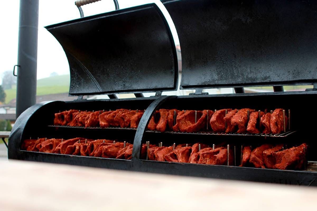 Griglie: Big BBQ Smoker – Usato da Giffers venduto da Camcar 2