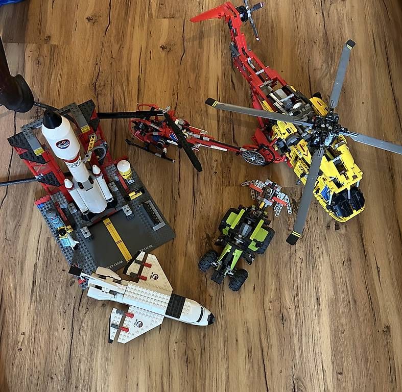 Lego Giocattoli: LEGO Sammlung (City & Technic) – Usato da Bachs venduto da jok_8p6r