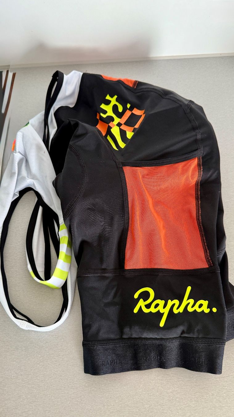 Rapha Pantaloni: RAPHA AMANI MEN’S PRO TEAM TRAINING CARGO BIB – Nuovo e nell'imballaggio originale da Basel venduto da Carlos_Deperu 4