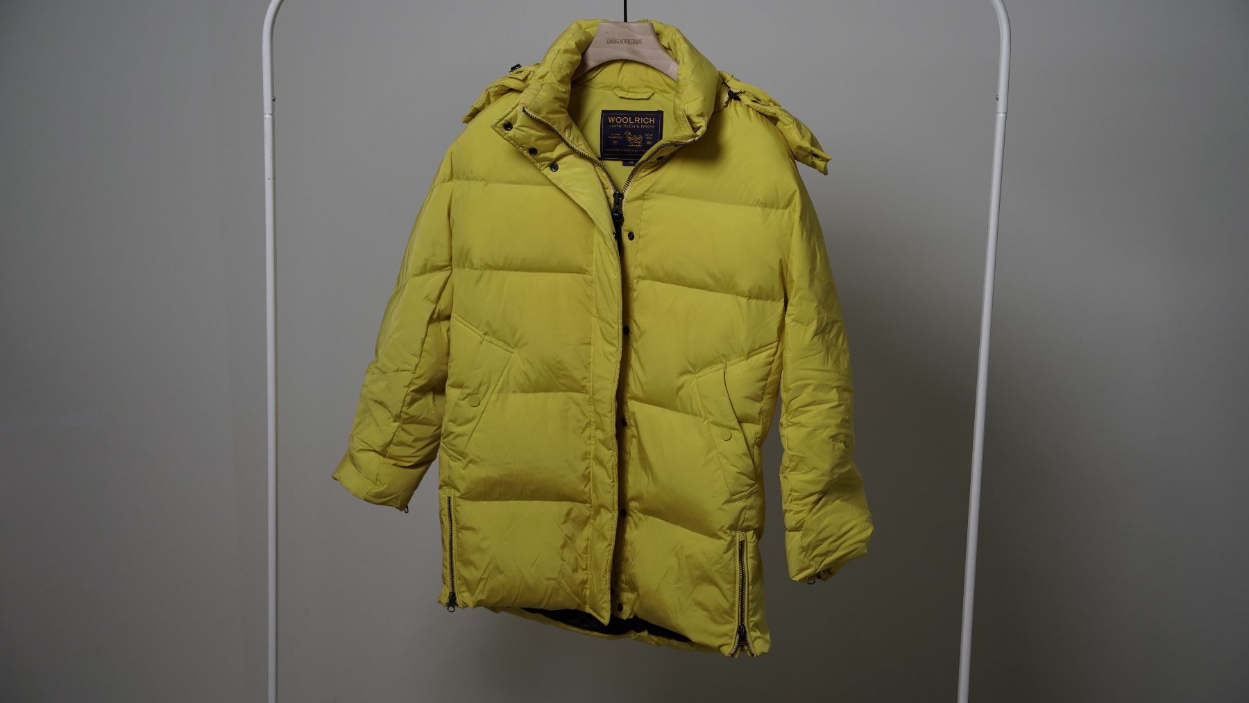 Woolrich Giacche: Woolrich Aurora Puffy Jacket Daunenjacke gelb – Nuovo (secondo la descrizione) da Zürich venduto da julia_vina