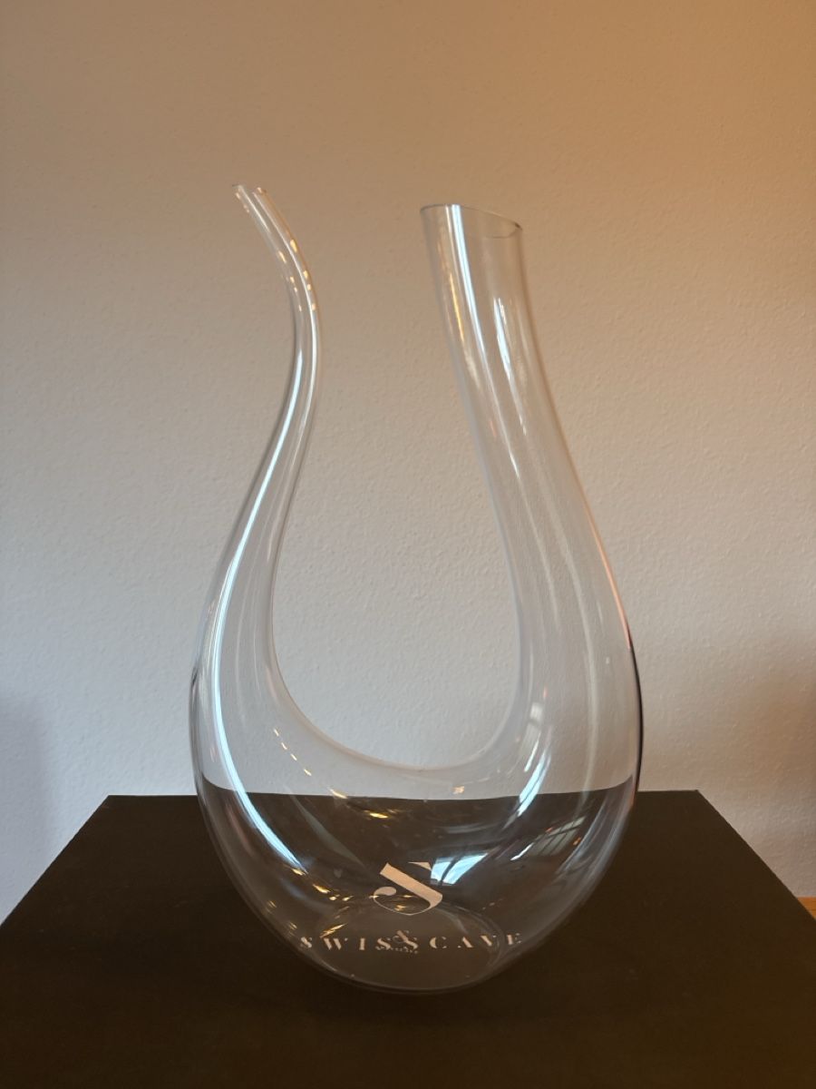 Karaffen: Weinkaraffe Swiss Cave Glas Karaffe – Gebraucht aus Jona von rednaxela_15