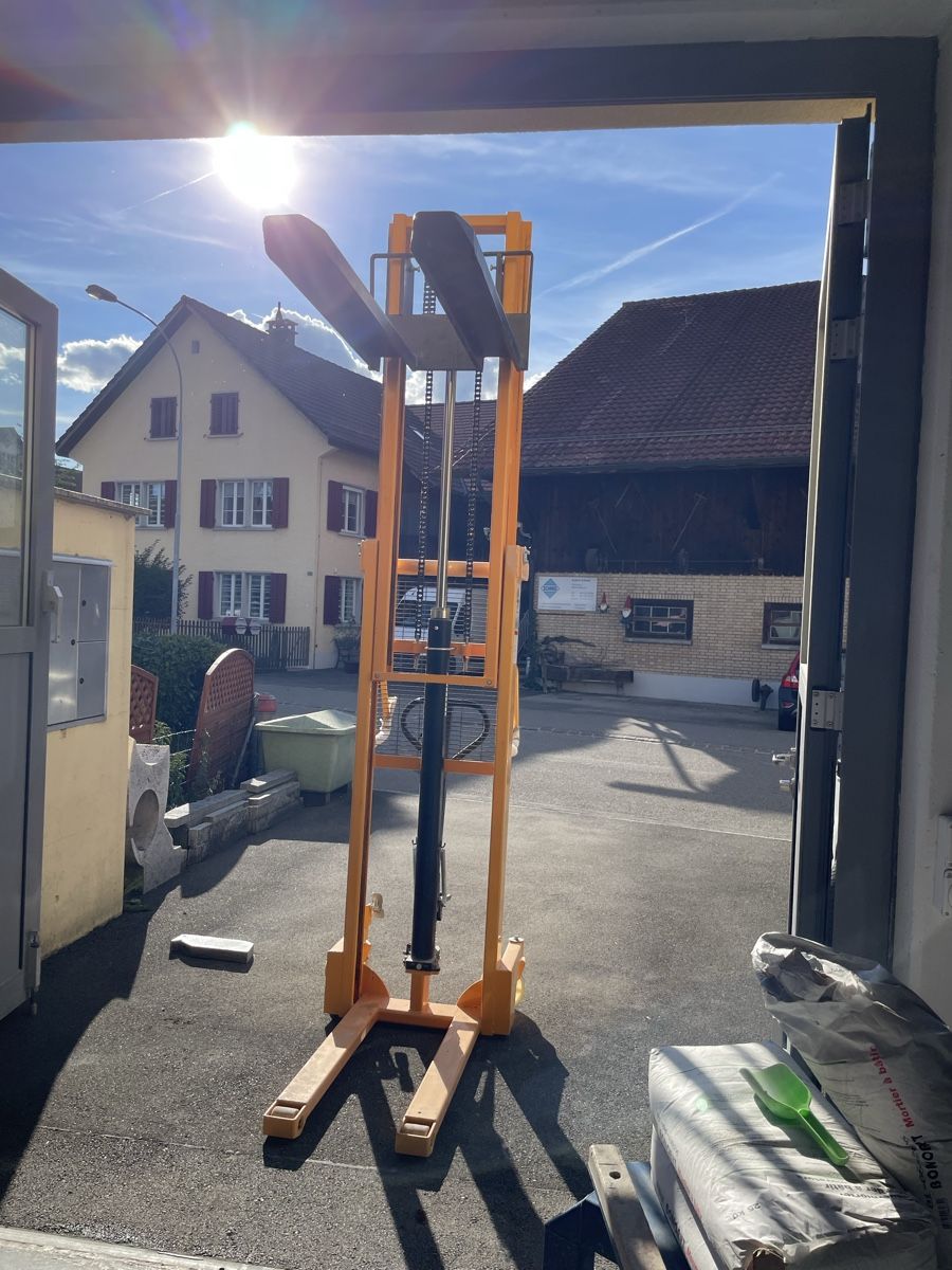 Carrelli elevatori e a forche: Gabelstapler Hubwagen – Usato da Hittnau venduto da eggihittnau 1