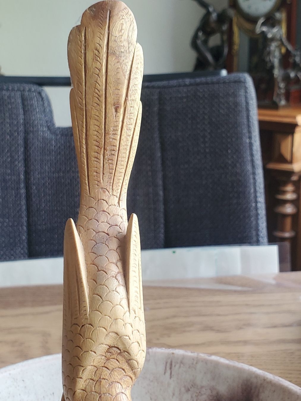 Figuren: Holzfigur Vogel auf Ast handgeschnitzt – Gebraucht aus Frauenfeld von BeneFull 5