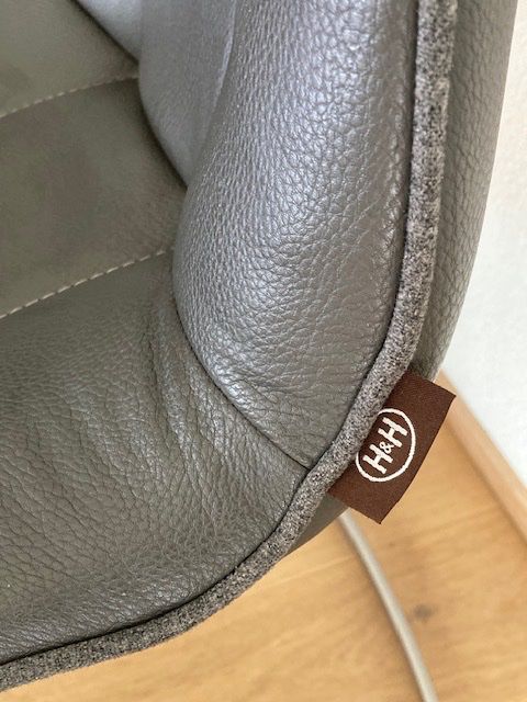 Chaises: Stühle Lederoptik grau Freischwinger gebraucht – D'occasion à Dietwil par koc_575g 1