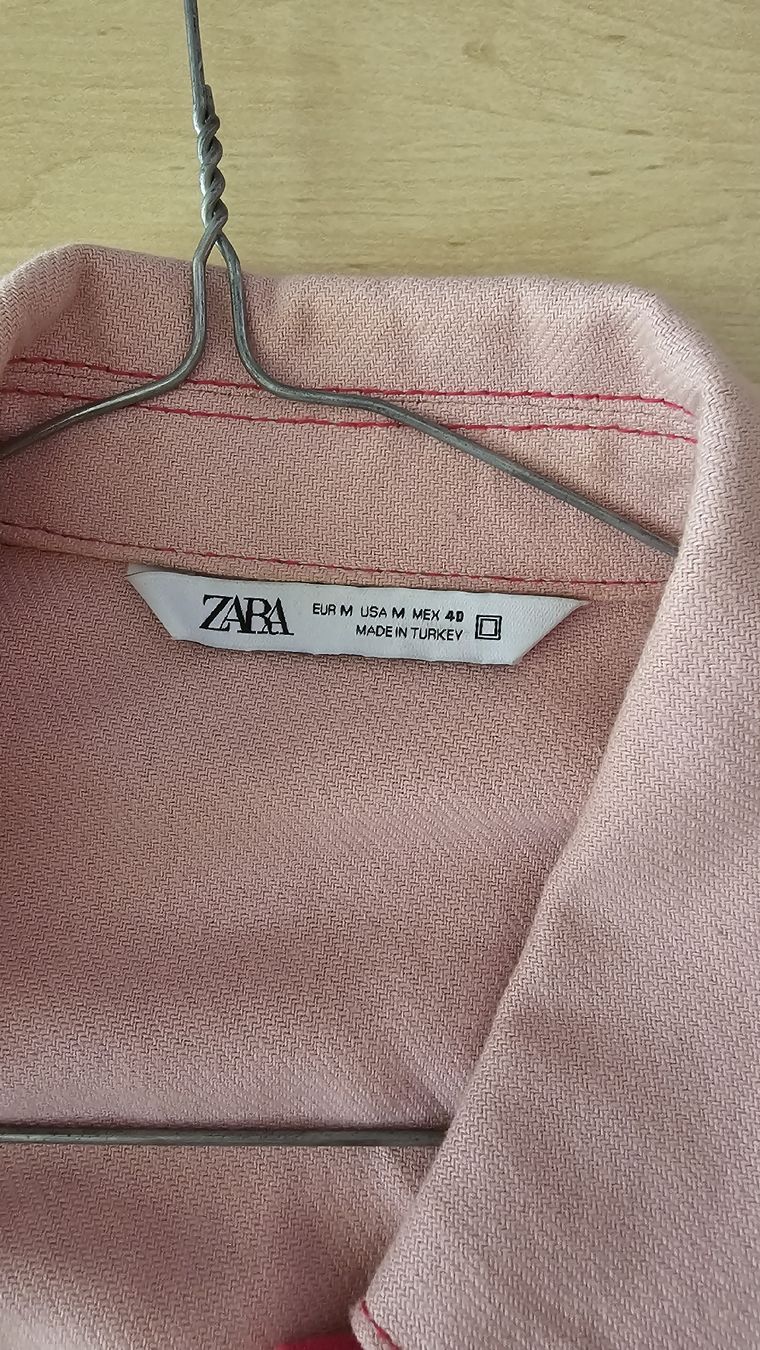 Zara Giacche: Light Jeans Jacket - Zara – Nuovo (secondo la descrizione) da Ascona venduto da nes_cxn7 3
