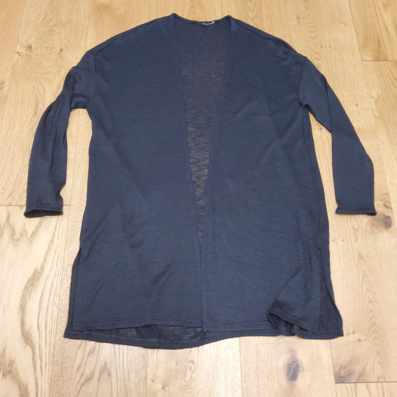 H&M Lotti di vestiti: Kleiderpacket: blau/ schwarz – Usato da Naters venduto da 3904Naters 3