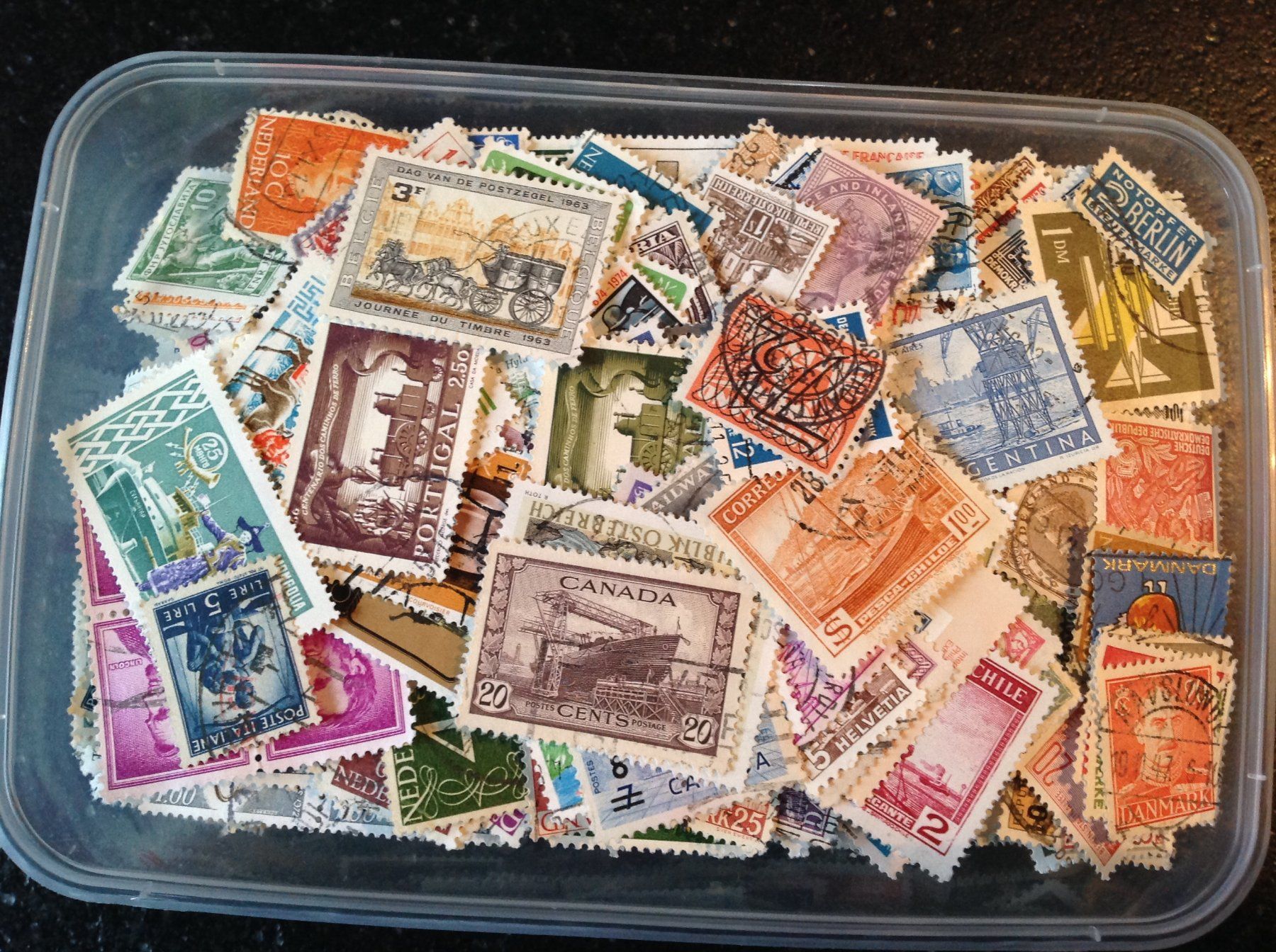 Alle Briefmarken: timbres de divers pays du monde – Gebraucht aus Vuiteboeuf von broticaire 1