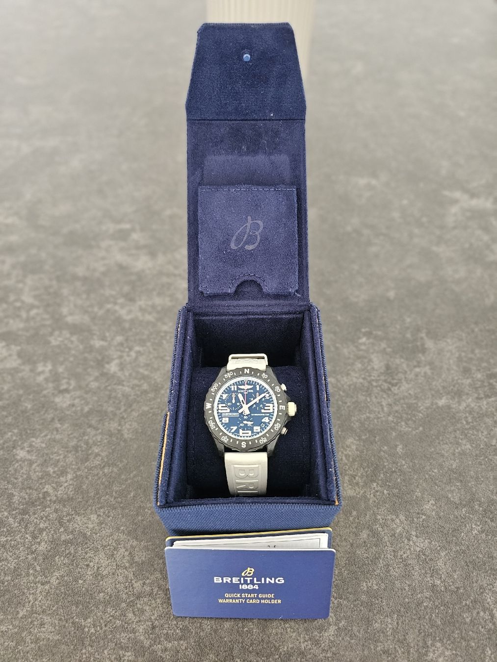 Breitling Montres: BREITLING Endurance Pro 44mm White - Full Set – D'occasion à Emmenbrücke par The.Vision 3