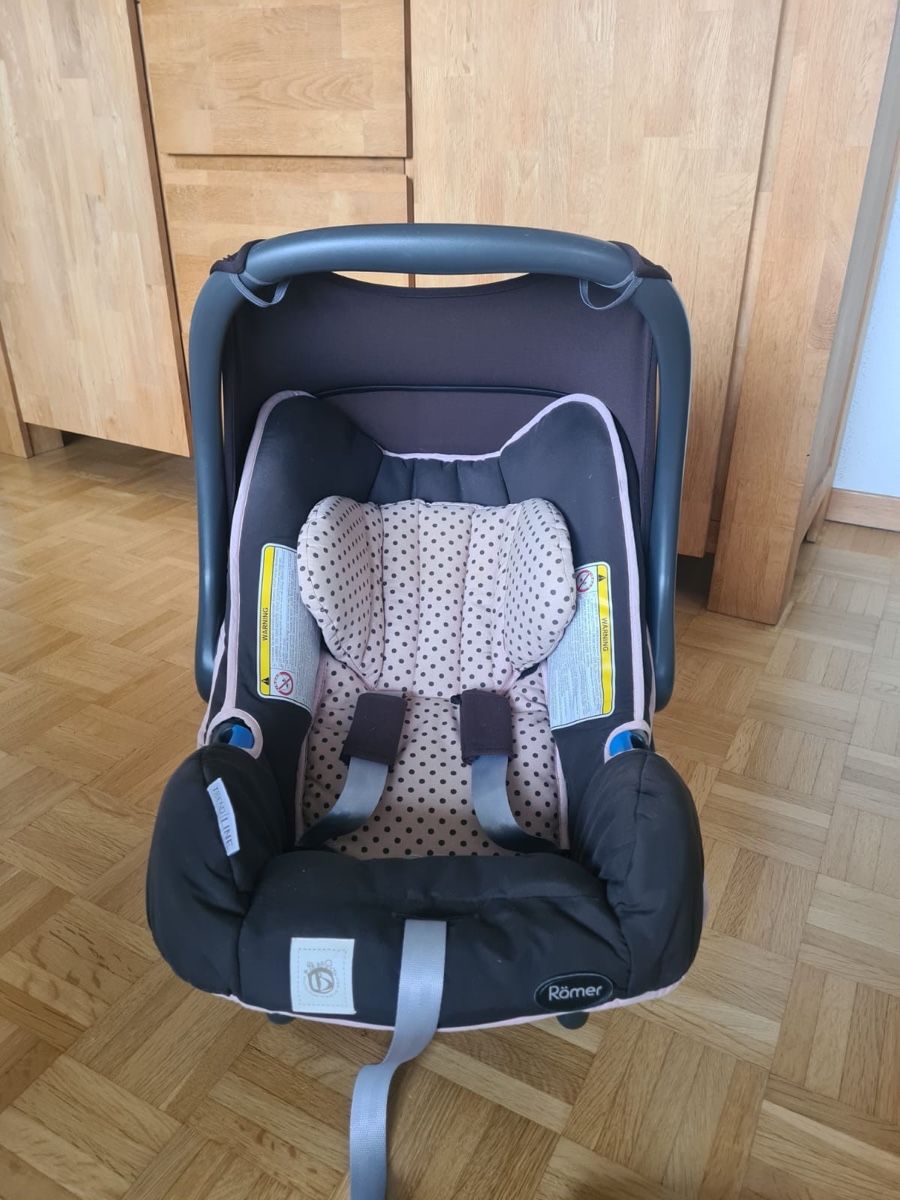 Britax Römer Seggiolini per auto: Britax Römer Babyschale – Usato da Selzach venduto da sem_j5lw 1