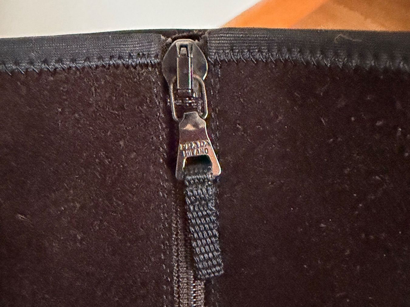 Prada Damenschuhe: Prada Stiefel – Gebraucht aus Luzern von Lampion 4