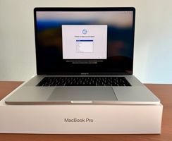 APPLE MacBook Pro 2018 15", Intel Core i9, 32 GB RAM, 2 TO