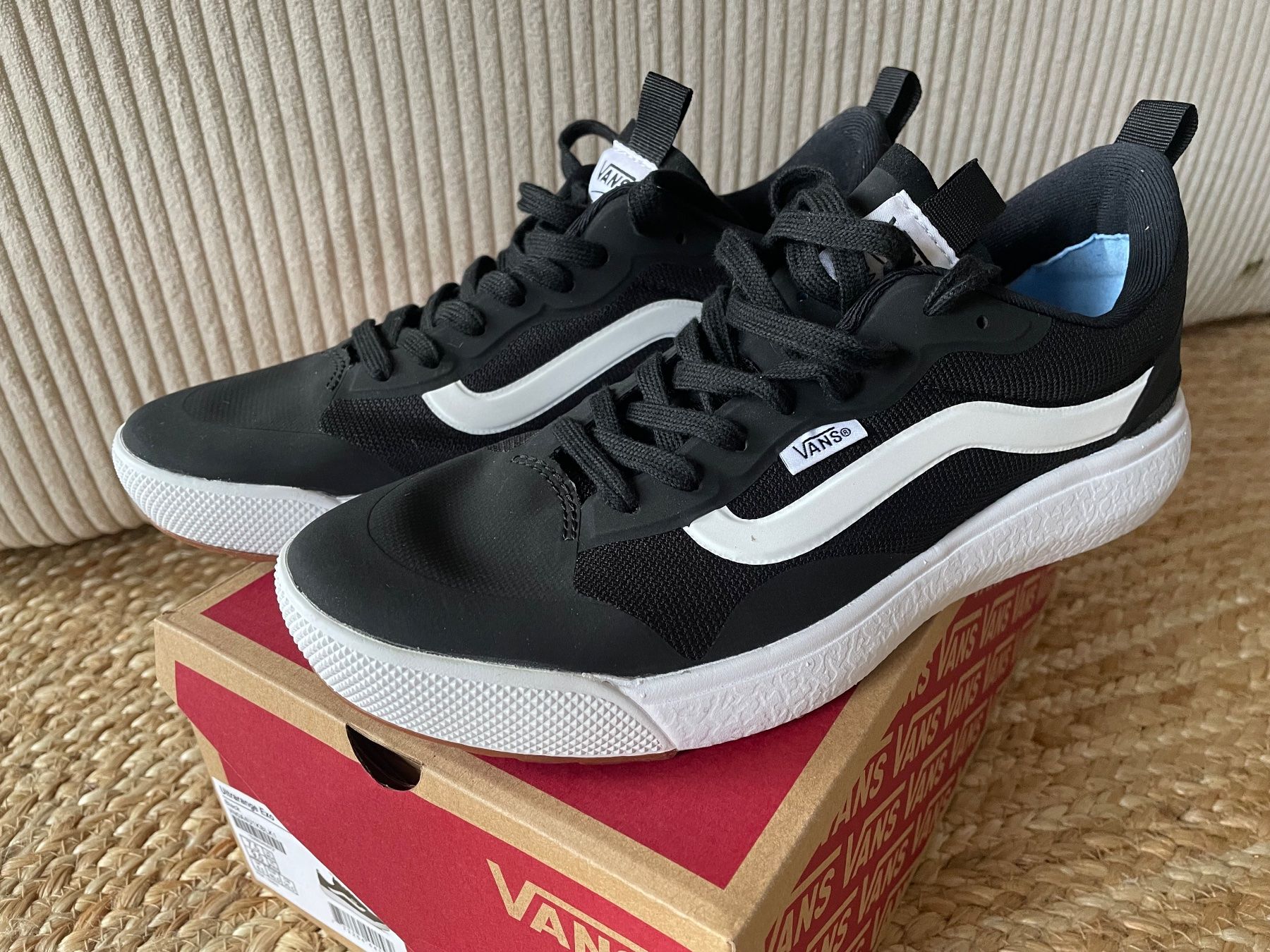 Vans Herrenschuhe: Vans Ultrarange Exo Sneaker 40 – Neu und originalverpackt aus Schliern b. Köniz von