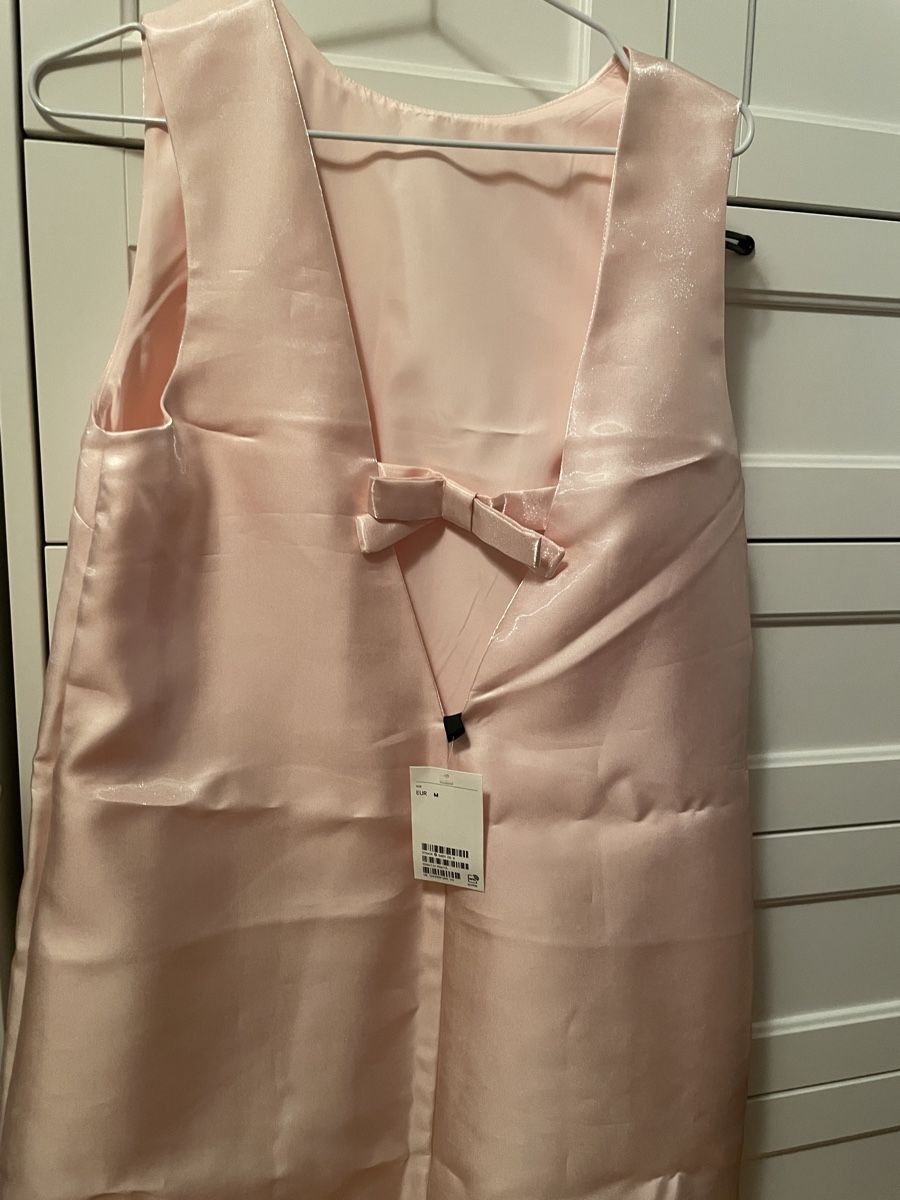 H&M Kleider: H&M dress pink – Neu und originalverpackt aus Neuchatel von shi_9fzw 2