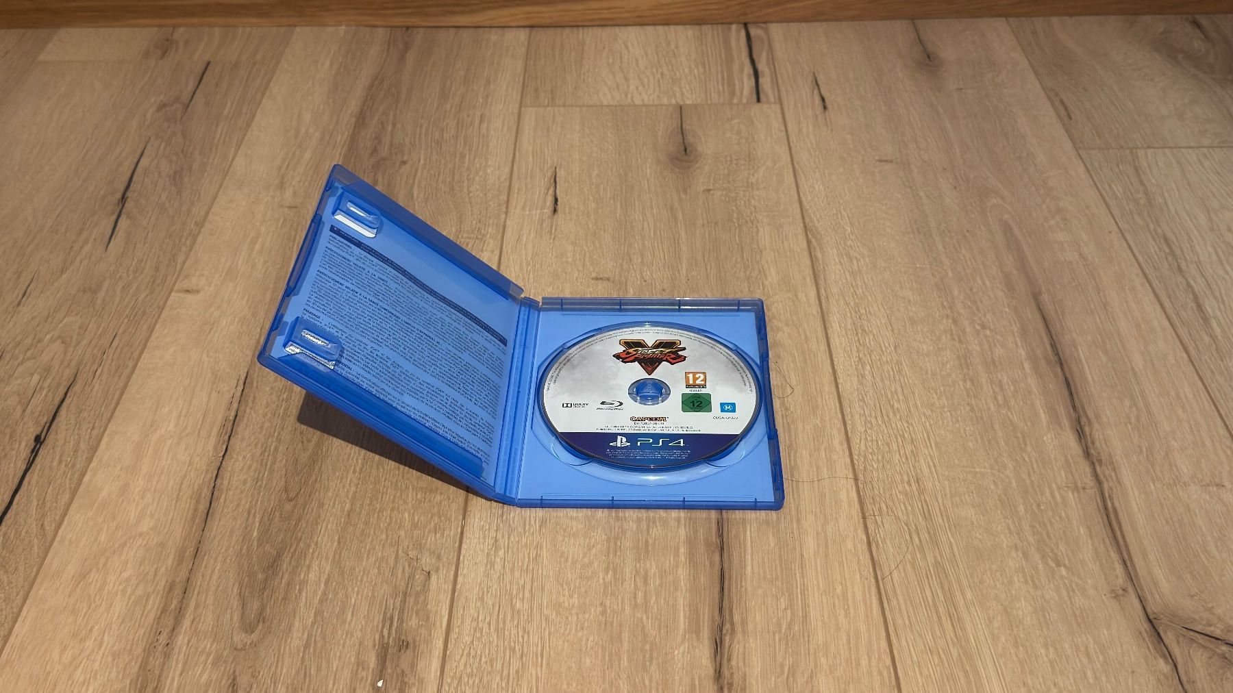 Sony Console: PS4 Édition Blanche + 7 jeux – Usato da Yverdon venduto da oli_dp6z 3