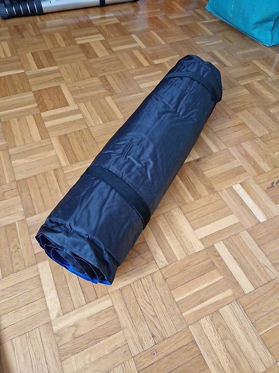 Matratzen: Campingmatte selbstaufbalsend – Gebraucht aus Herisau von Colin.R 1